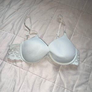 SO Lace Trim T Shirt Bra